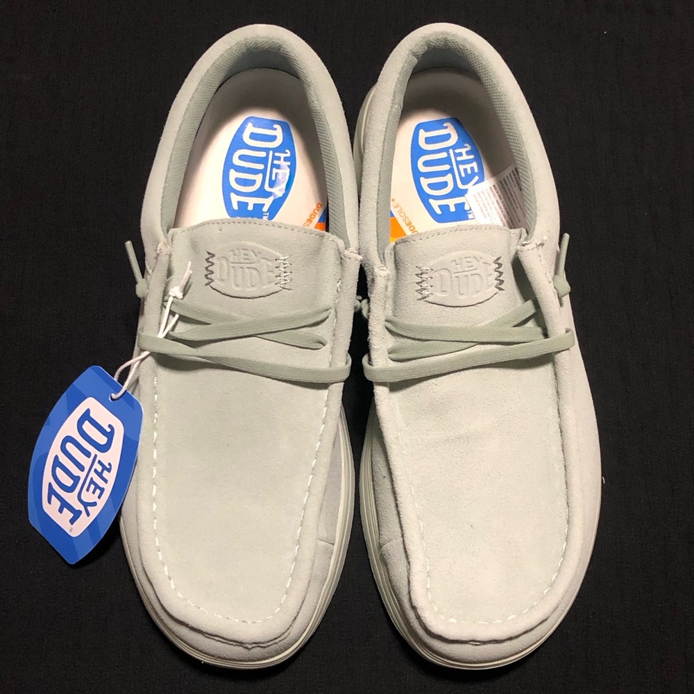Hey Dude Men's Wally Comf Suede Shoes, Size 10, 41975-455, Sea Foam, LightWeight